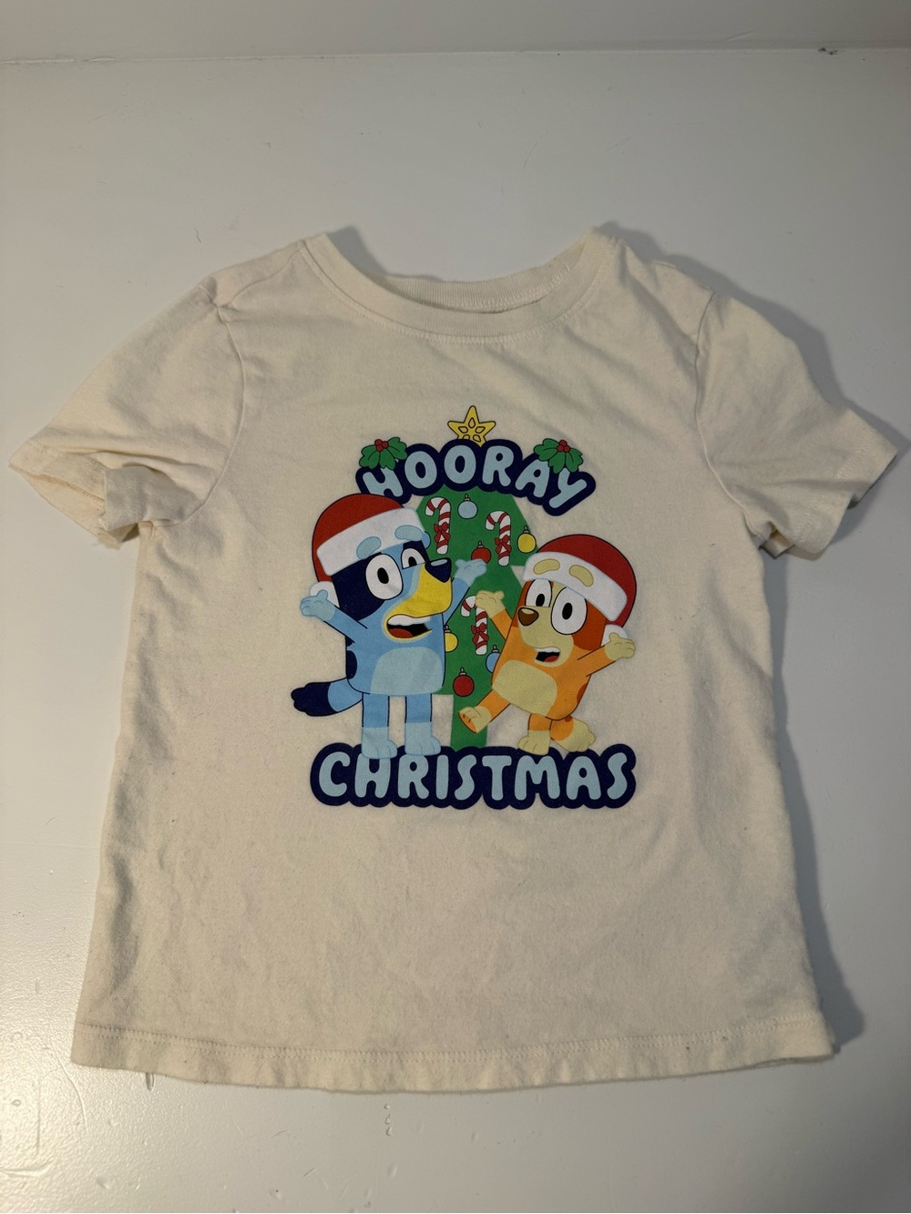Old Navy 5T Bluey Christmas T-Shirt